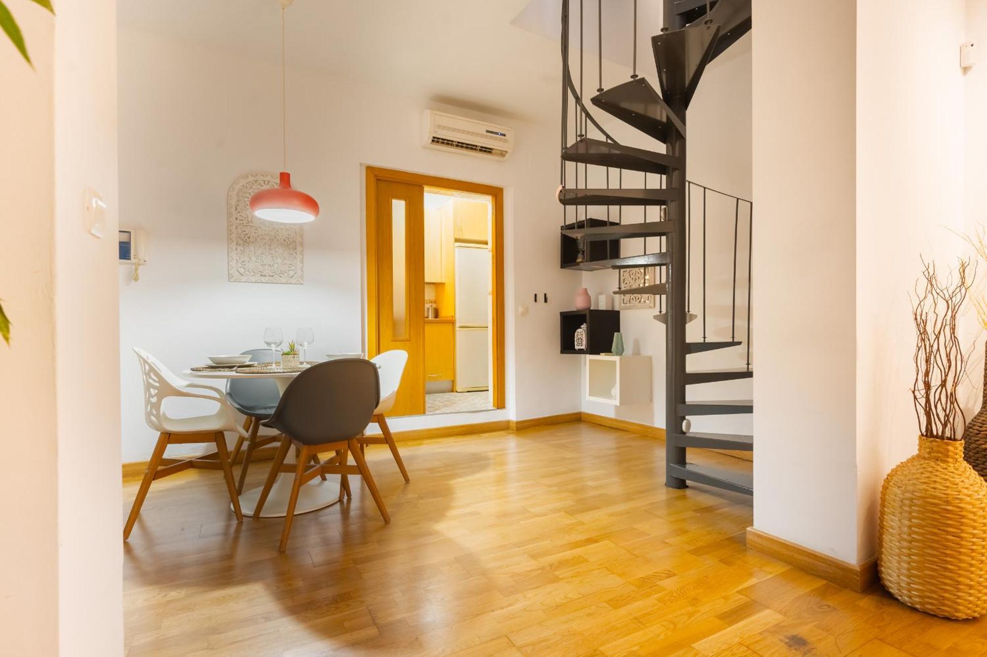 Apartament Duplex Moderno Alameda Sewilla Zewnętrze zdjęcie